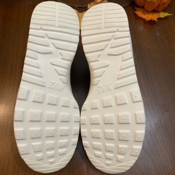 NEW Nike Air Thea Slate Running Shoe w/ box - Picture 6 of 6